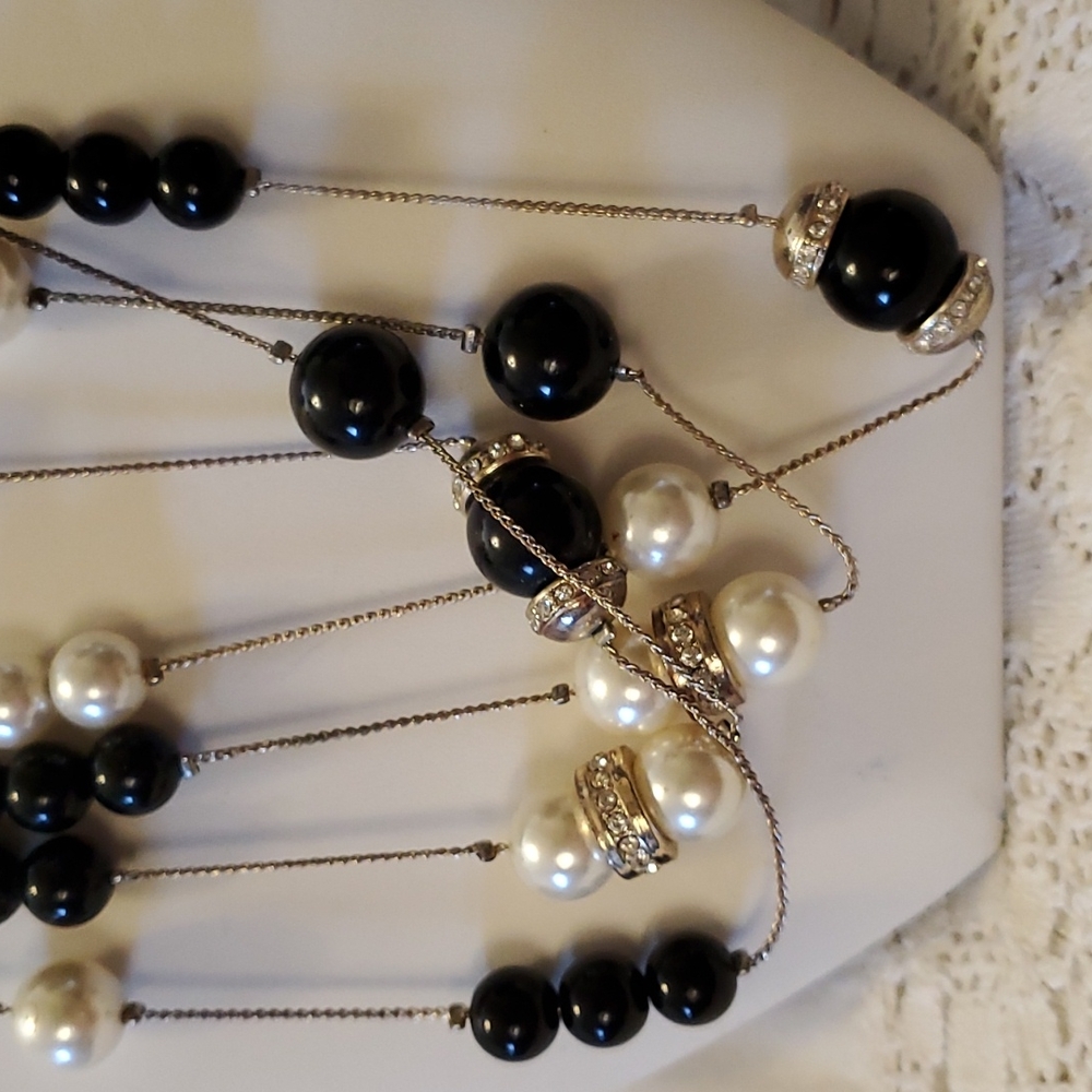 Ann Taylor Pearl Necklace